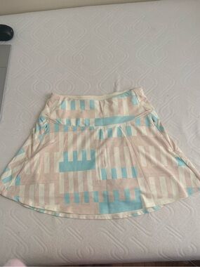 Women's Cream & Light Blue Patterned A-Line Skort